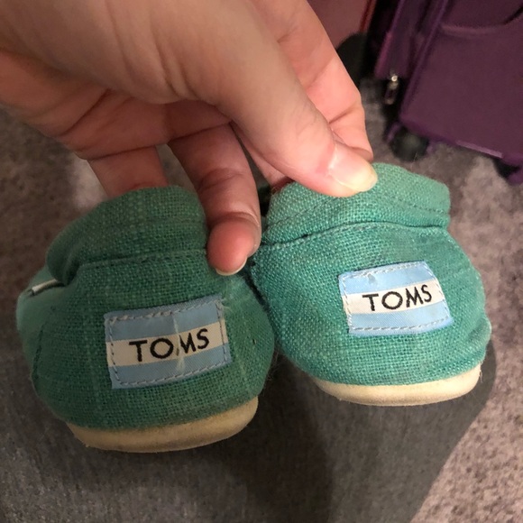 TOMS Classics in Green Linen - Picture 5 of 6